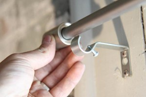 Sorrento Handyman - Curtain rod instalation