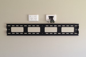 Sorrento Handyman - tv-wall-mount-bracket-installation